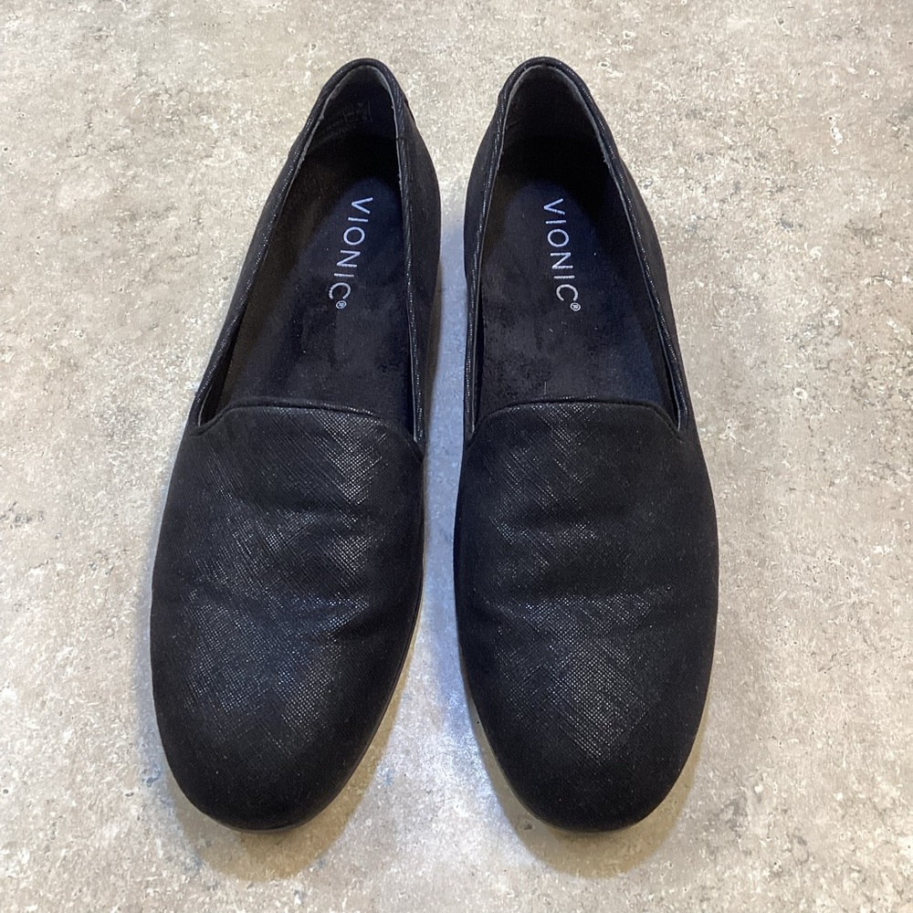Vionic Women’s SZ 6 Willa 11 Black Metallic Slip On Loafer Shoe